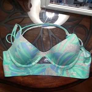PINK Victoria Secret Push up Bonded Bra